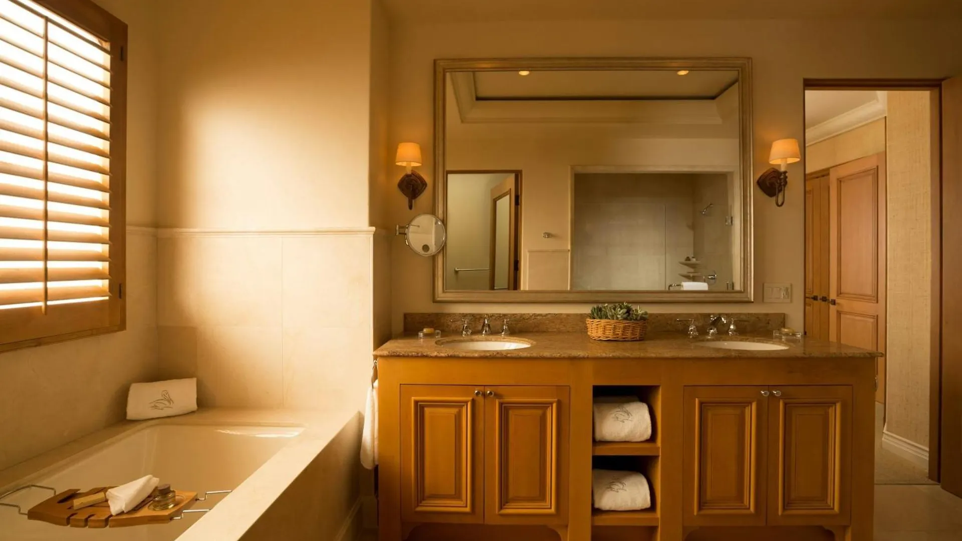 The Resort At Pelican Hill Crystal Cove
