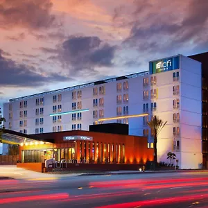 Aloft - Angeles Airport Hotel